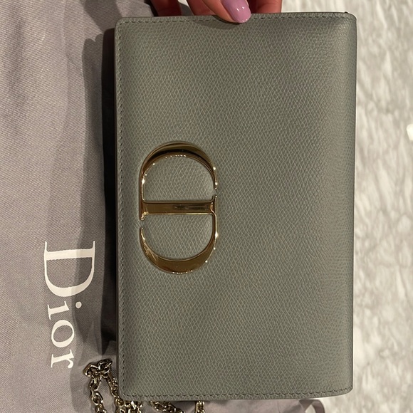 Dior 2-IN-1 30 MONTAIGNE POUCH - Picture 1 of 9